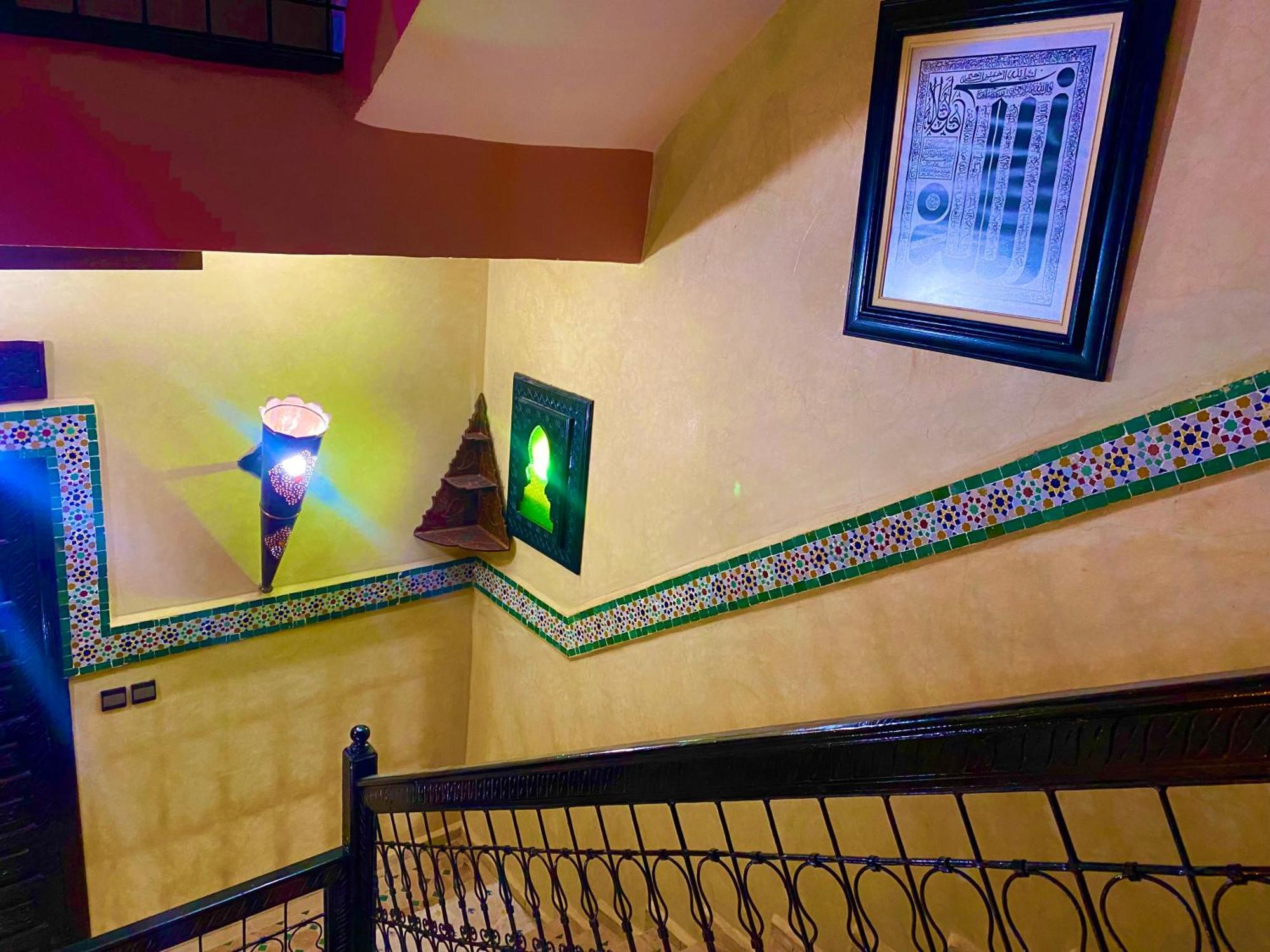 Riad Nezha Avec Jacuzzi Et 3 Piscines Au Coeur De マラケシュ エクステリア 写真