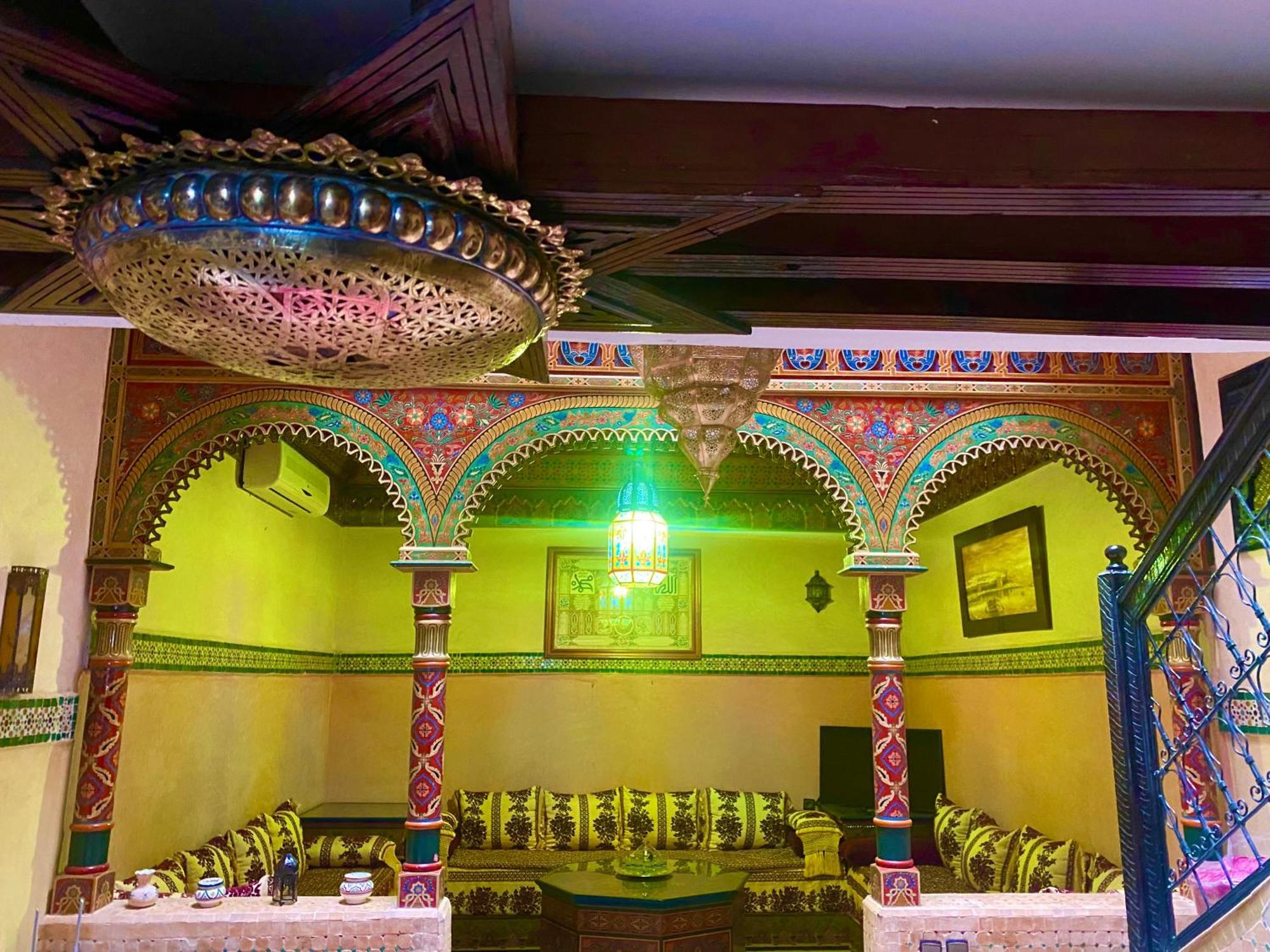 Riad Nezha Avec Jacuzzi Et 3 Piscines Au Coeur De マラケシュ エクステリア 写真