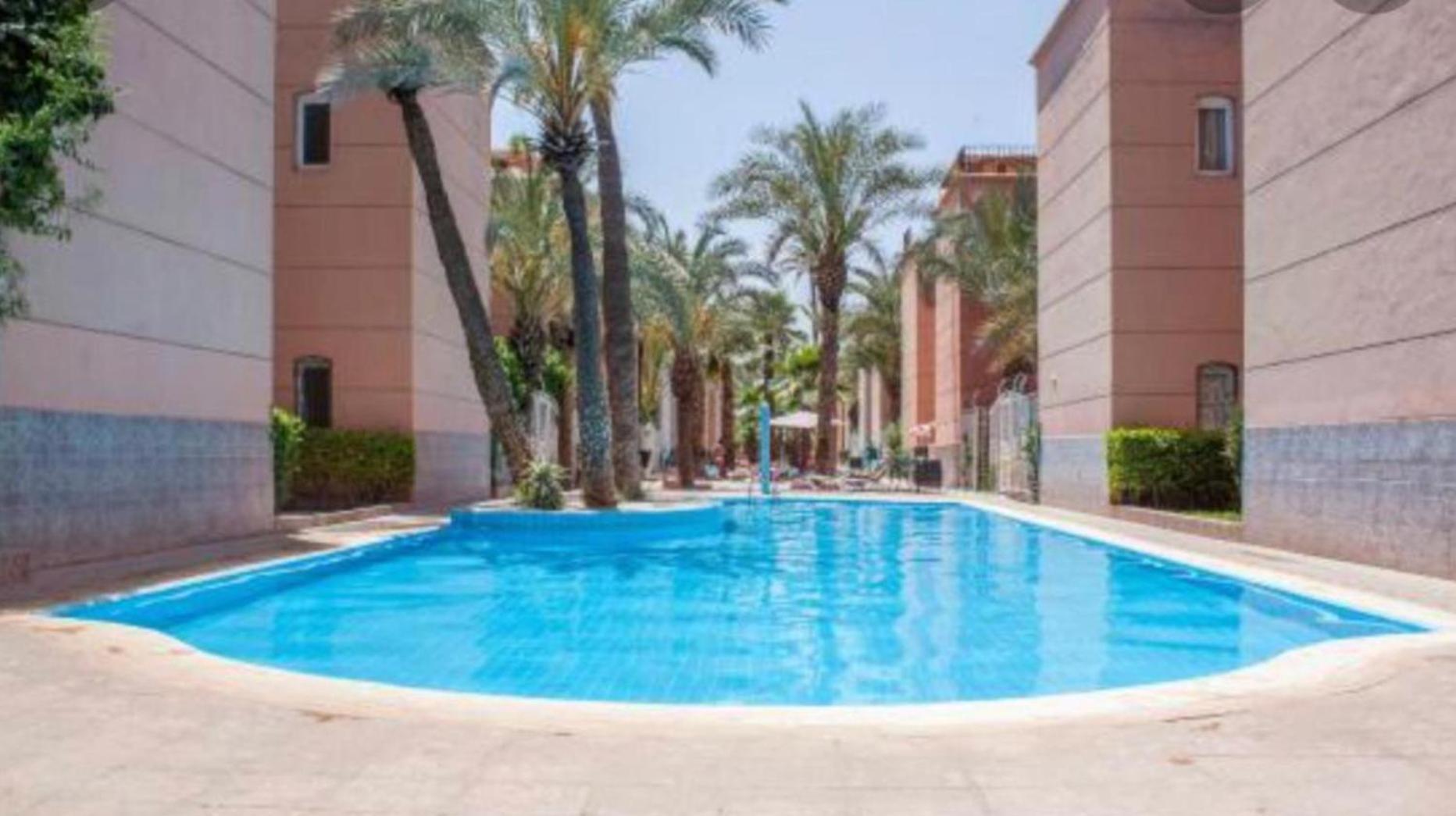 Riad Nezha Avec Jacuzzi Et 3 Piscines Au Coeur De マラケシュ エクステリア 写真