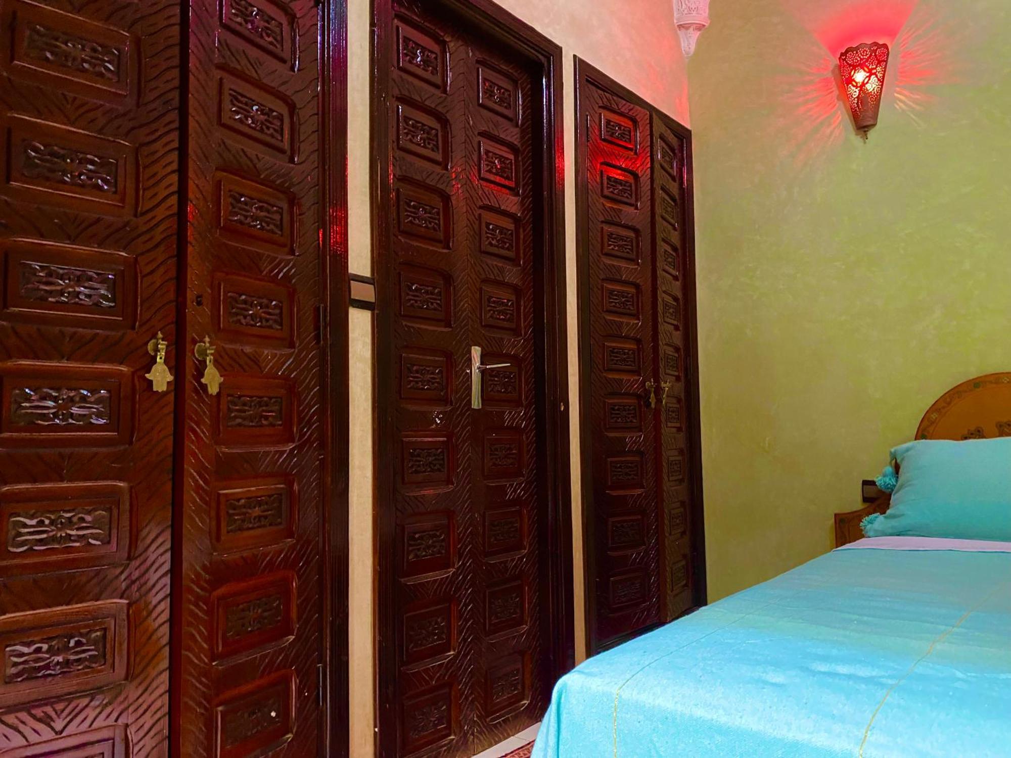 Riad Nezha Avec Jacuzzi Et 3 Piscines Au Coeur De マラケシュ エクステリア 写真