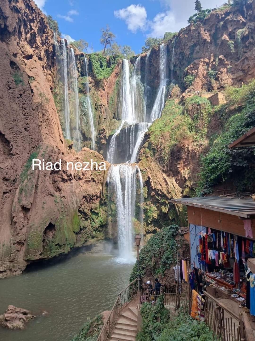 Riad Nezha Avec Jacuzzi Et 3 Piscines Au Coeur De マラケシュ エクステリア 写真