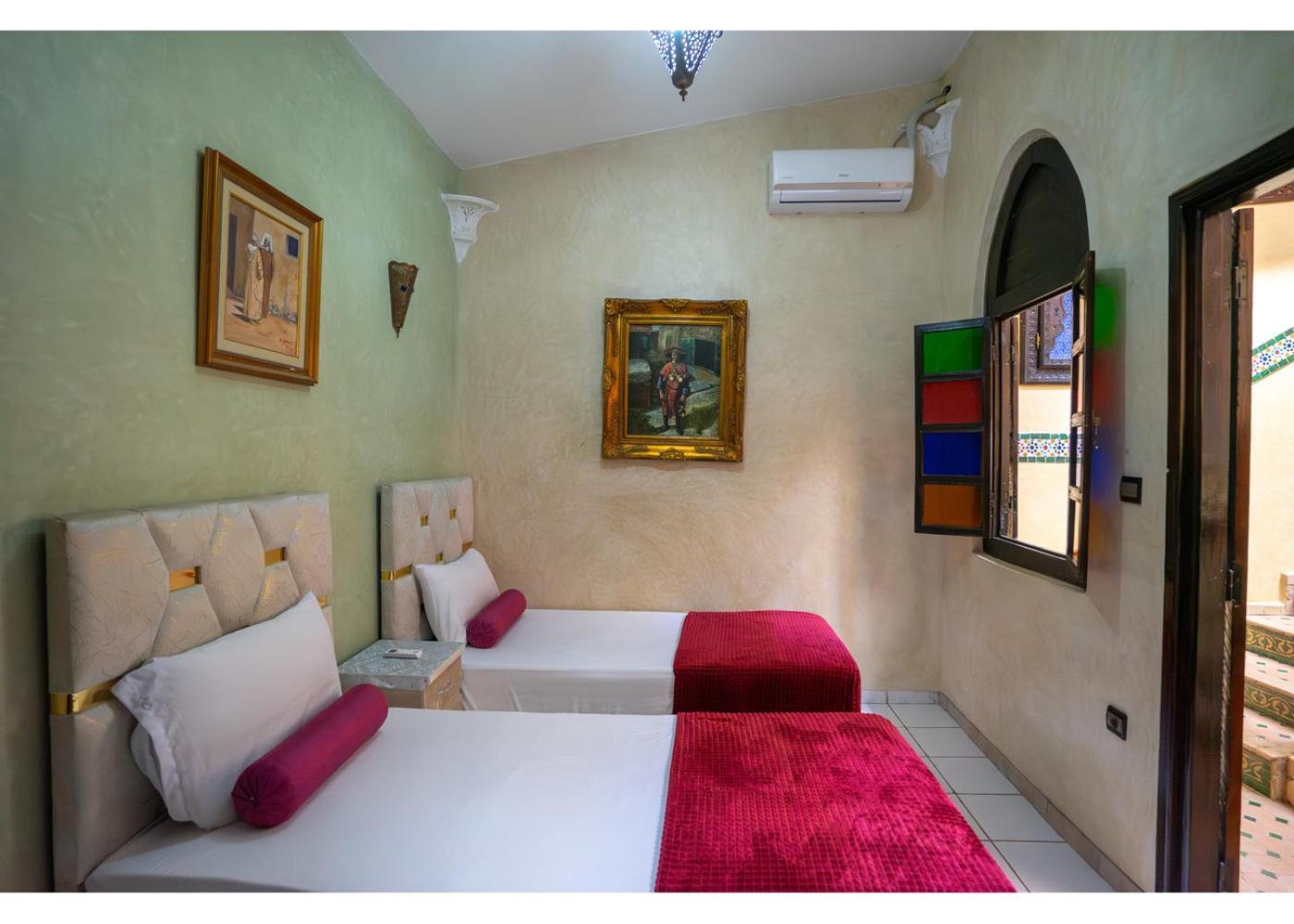 Riad Nezha Avec Jacuzzi Et 3 Piscines Au Coeur De マラケシュ エクステリア 写真